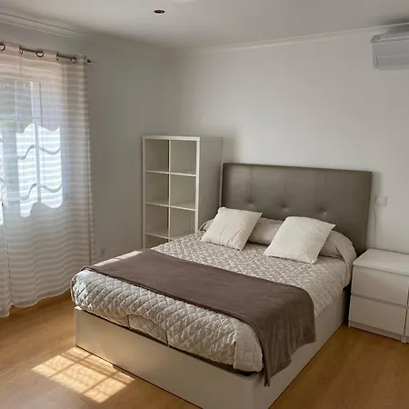 Albufeira 1 A 6 Personnes * جويا